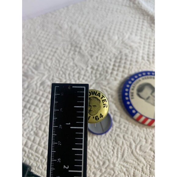 Vintage Nixon Bush Goldwater and Manbeck Vote Political Pin Button set - Picture 7 of 11